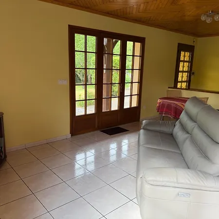 Maison Et Independant , 10 Personnes , 5 Min Des Lacs Et 10 Min De L'ocean Biscarrosse