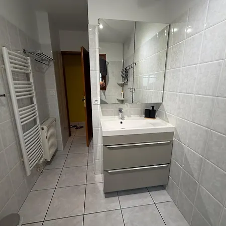 Maison Et Independant , 10 Personnes , 5 Min Des Lacs Et 10 Min De L'ocean Ferienhaus