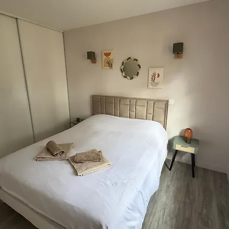 Maison Et Independant , 10 Personnes , 5 Min Des Lacs Et 10 Min De L'ocean Ferienhaus *